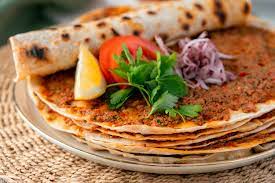 Lahmacun: The Spicy Flatbread Favorite